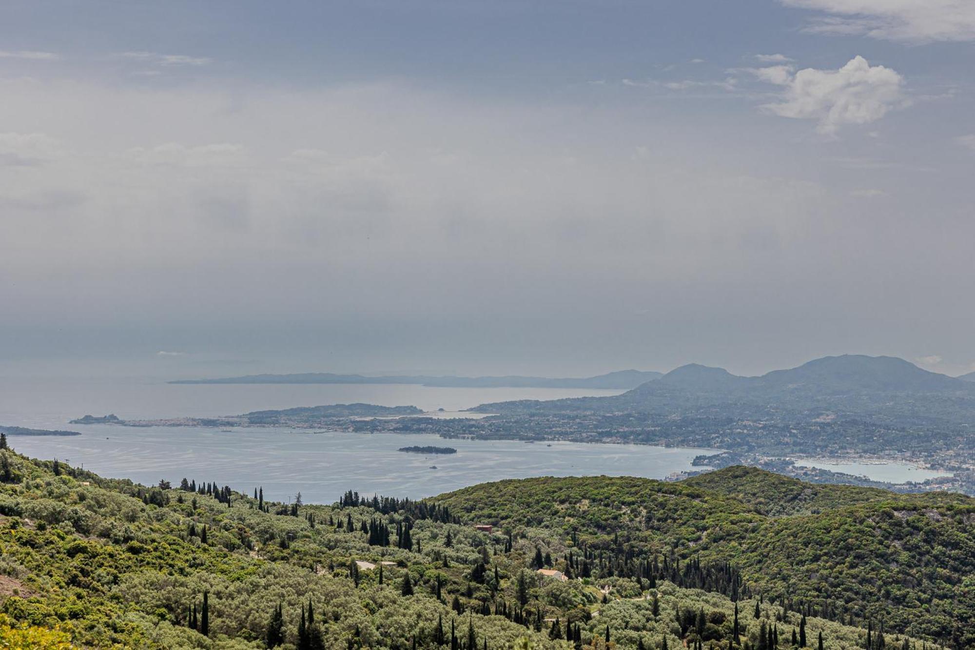 Sanctuary 1887 * Πετάλεια
